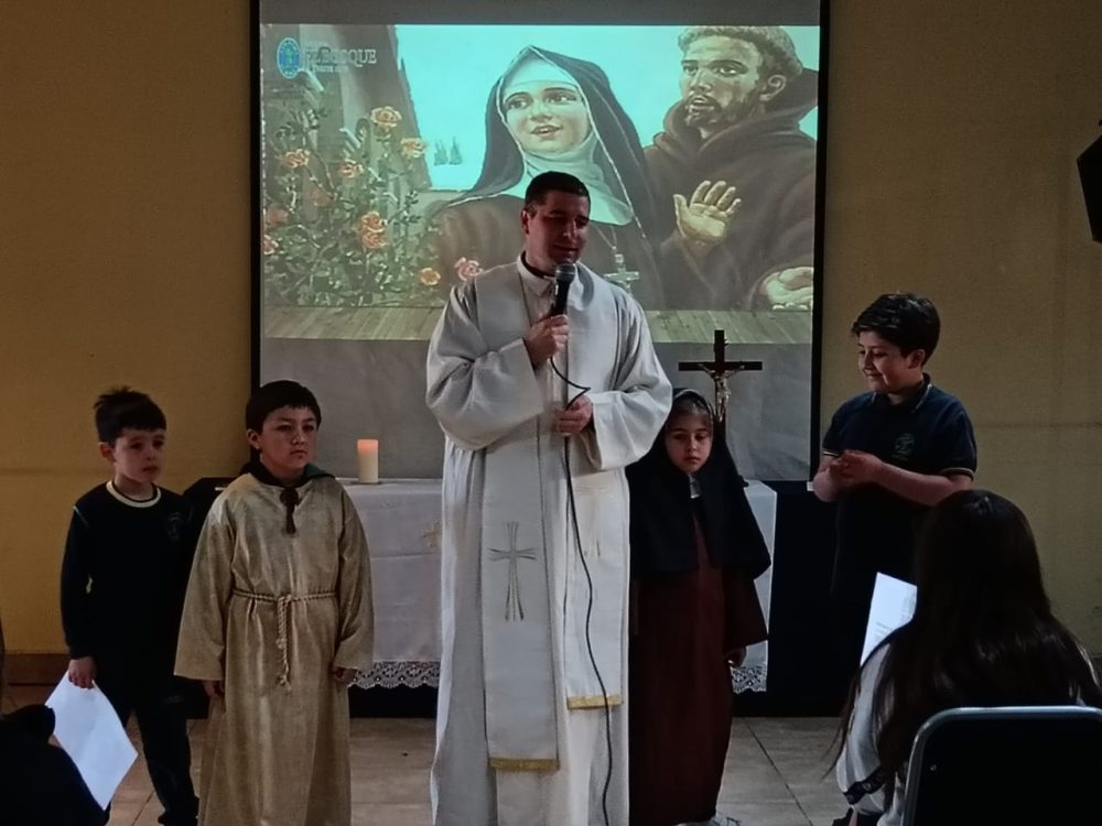 Liturgia celebración aniversario de Nuestro Colegio