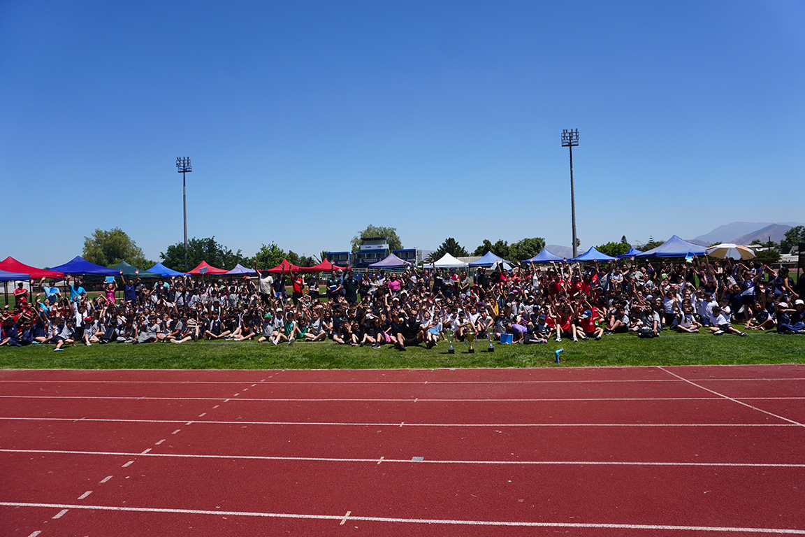 ¡Culminaron las Olimpiadas BostonEduca 2025! Nuestro colegio brilló en la fecha de Atletismo 1° a 6° Básico