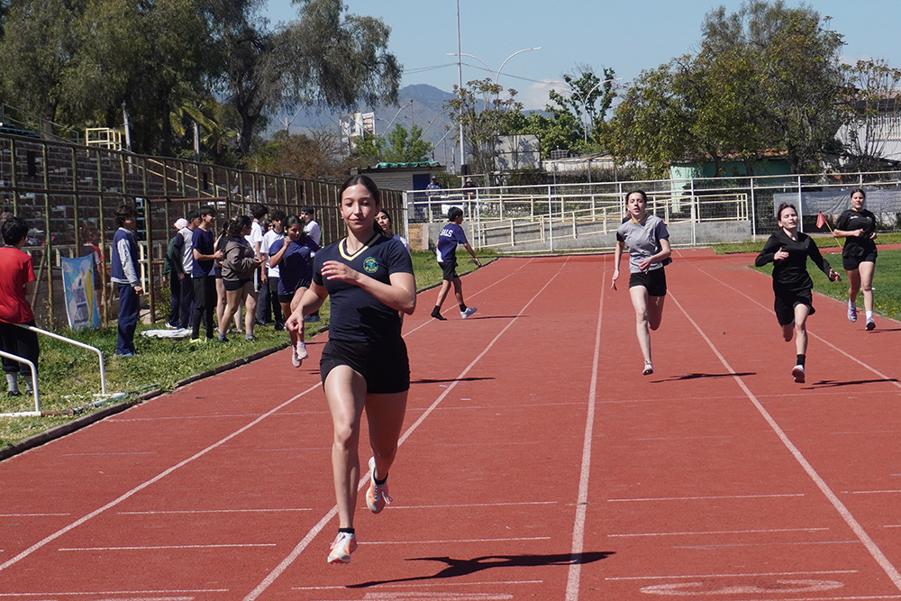 Colegio El Bosque conquista seis primeros lugares en el Atletismo de las Olimpiadas BostonEduca